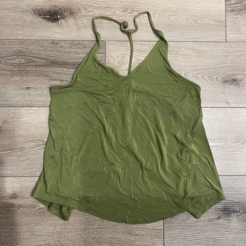 Tie-Back Lightweight Yoga Tank Top